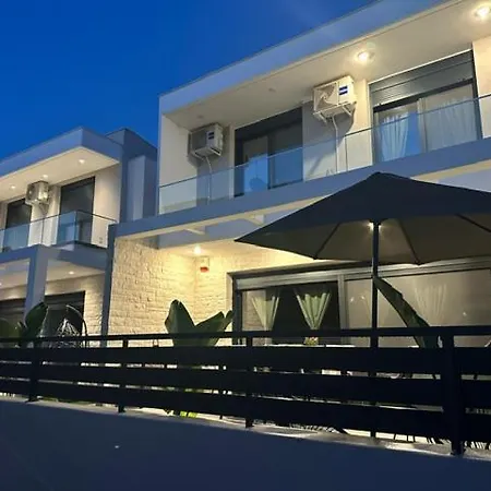 Sunset Villa